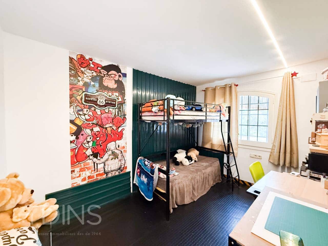 5 sypialnia Willa na sprzedaż w La Garriga z basenem garażem - 640 000 € (Ref: 9793061)