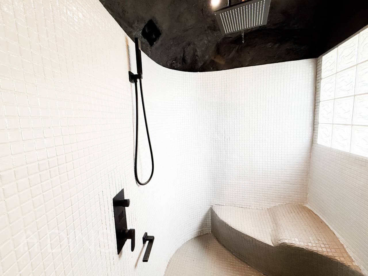 5 sypialnia Willa na sprzedaż w La Garriga z basenem garażem - 640 000 € (Ref: 9793061)