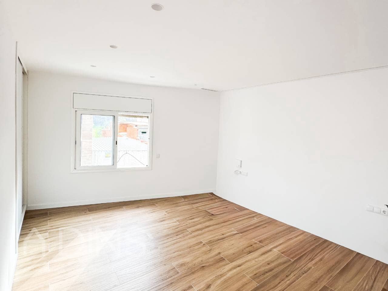 3 soveværelse Lejlighed til salg i Sabadell - € 230.000 (Ref: 9793062)