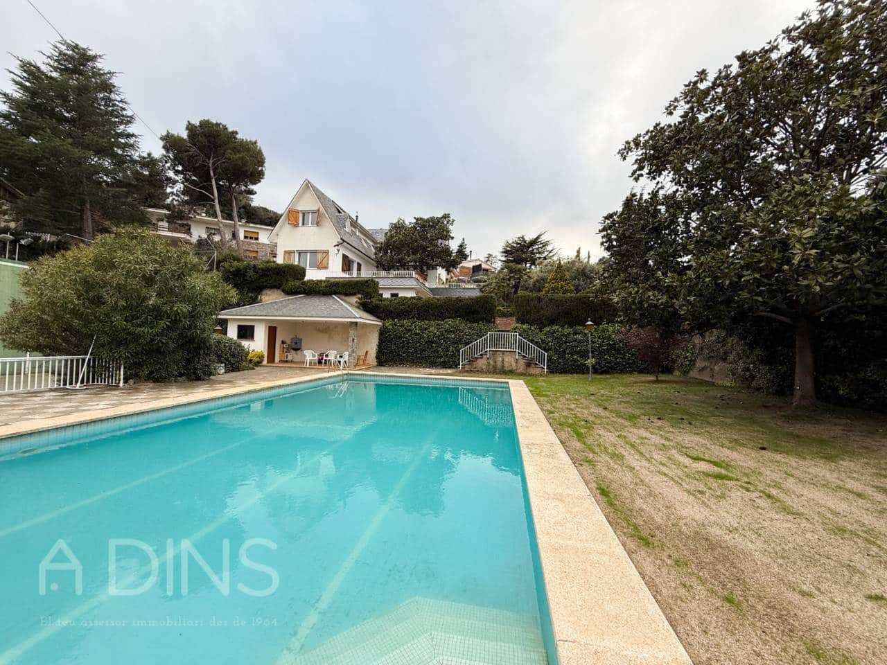 7 Zimmer Villa zu verkaufen in Bigues i Riells mit Pool Garage - 690.000 € (Ref: 9793063)