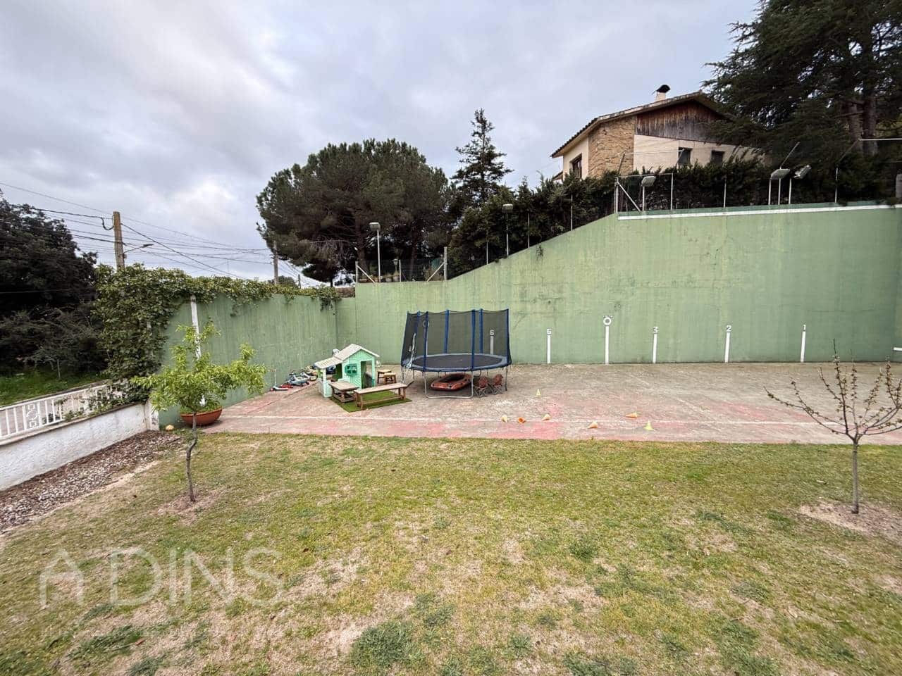 7 Zimmer Villa zu verkaufen in Bigues i Riells mit Pool Garage - 690.000 € (Ref: 9793063)