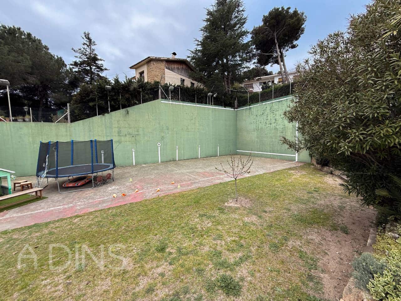 7 Zimmer Villa zu verkaufen in Bigues i Riells mit Pool Garage - 690.000 € (Ref: 9793063)