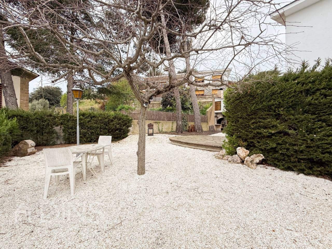 7 Zimmer Villa zu verkaufen in Bigues i Riells mit Pool Garage - 690.000 € (Ref: 9793063)