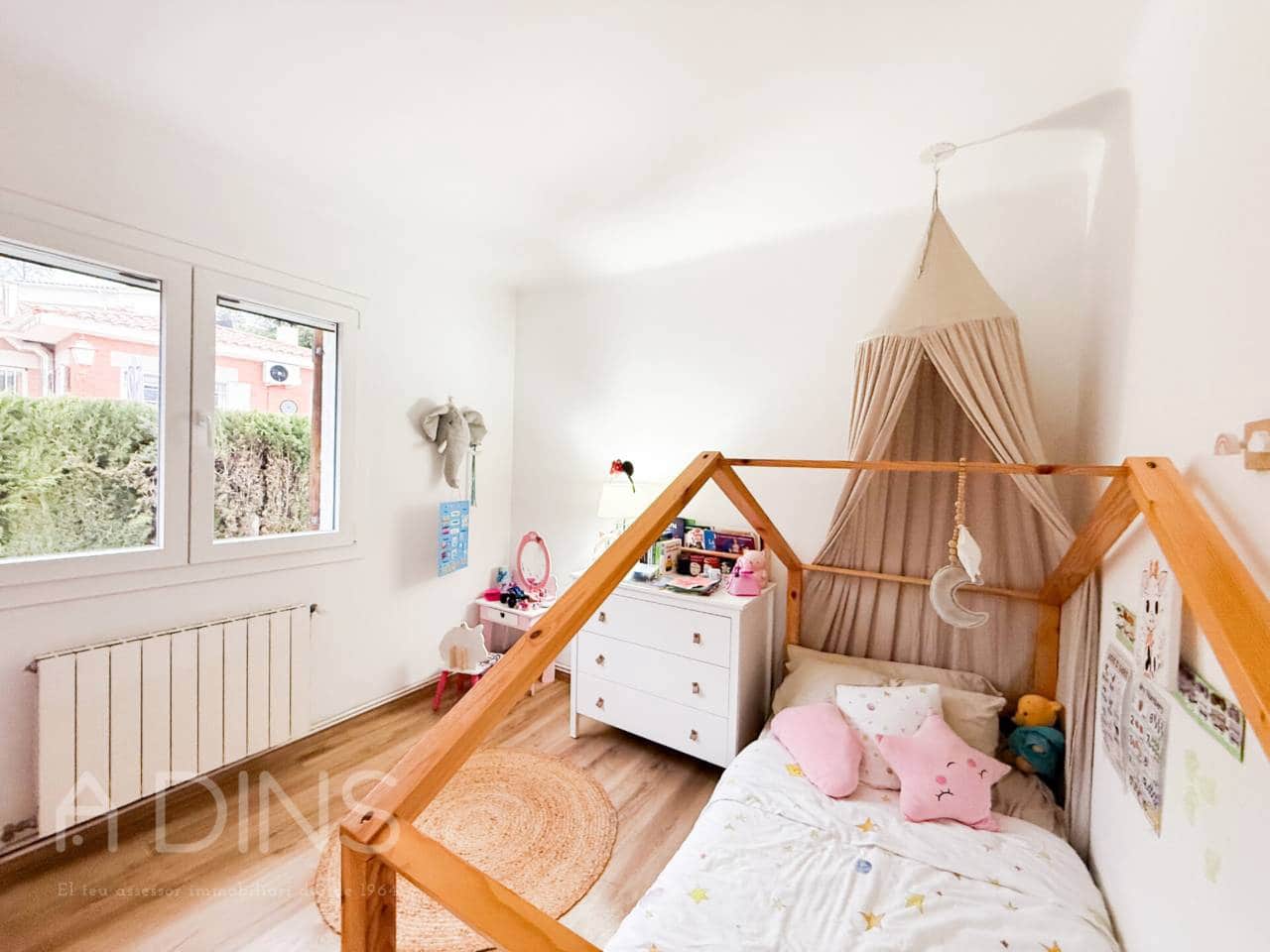 7 Zimmer Villa zu verkaufen in Bigues i Riells mit Pool Garage - 690.000 € (Ref: 9793063)