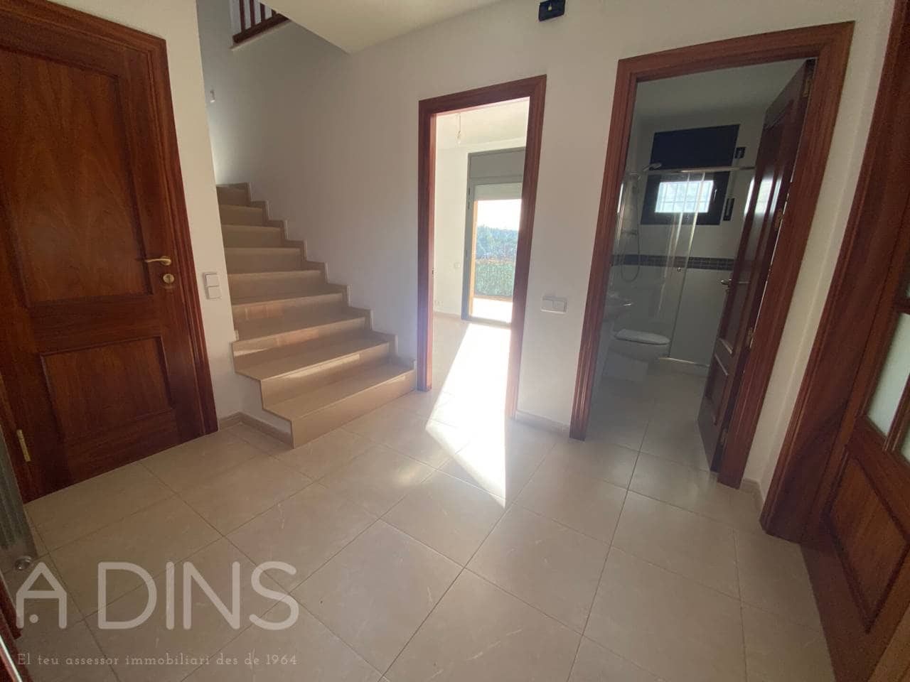 4 Zimmer Villa zu verkaufen in Sant Quirze Safaja mit Garage - 390.000 € (Ref: 9793066)