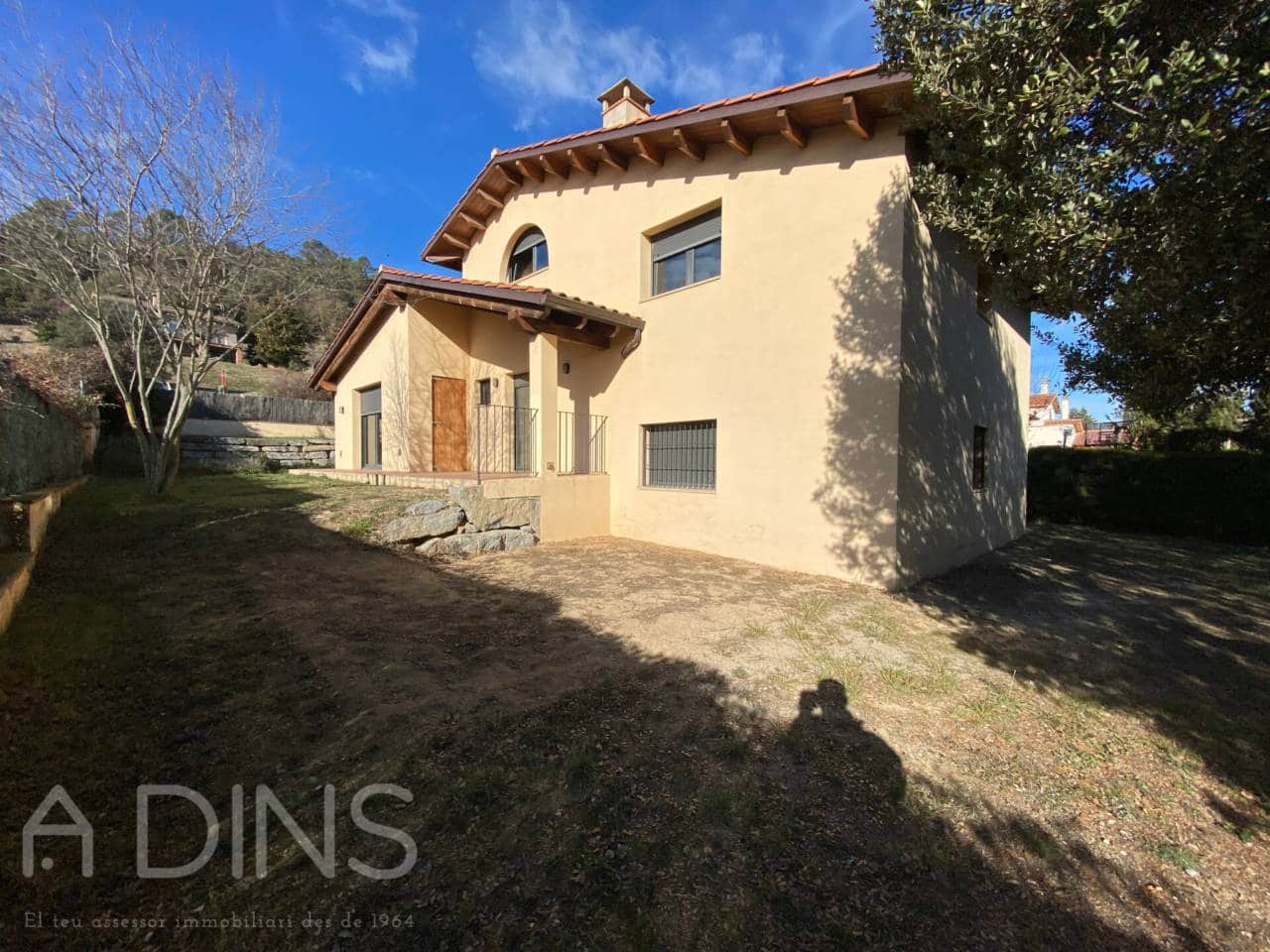 4 Zimmer Villa zu verkaufen in Sant Quirze Safaja mit Garage - 390.000 € (Ref: 9793066)