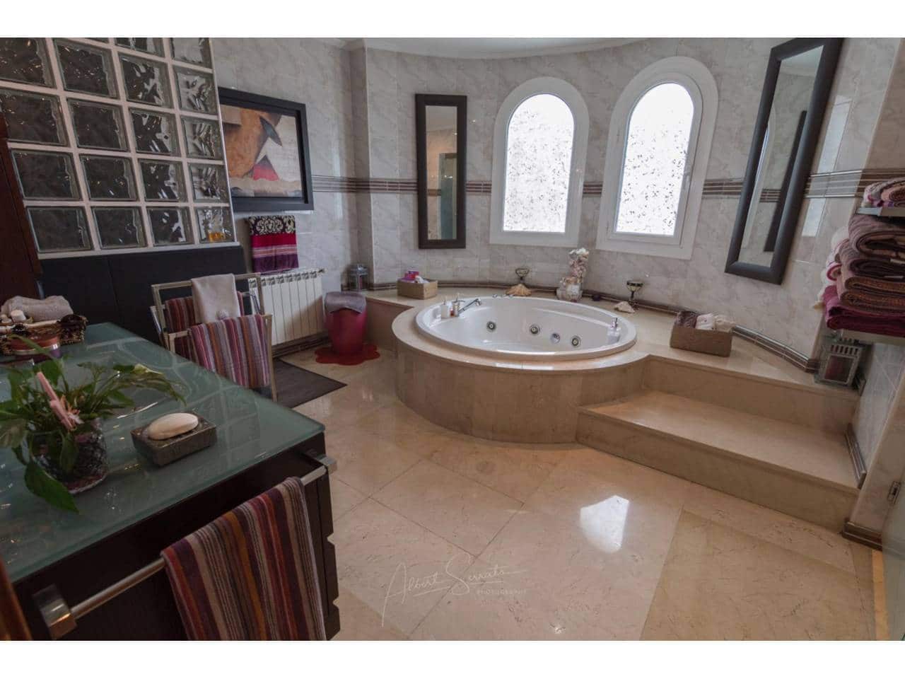 10 sovrum Villa till salu i Caldes de Montbui - 1 365 000 € (Ref: 9793068)