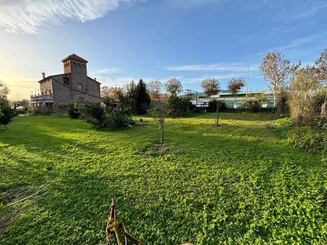 Mark till salu i Caldes de Montbui - 390 000 € (Ref: 9793070)