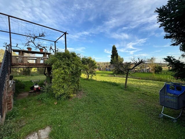 Mark till salu i Caldes de Montbui - 390 000 € (Ref: 9793070)