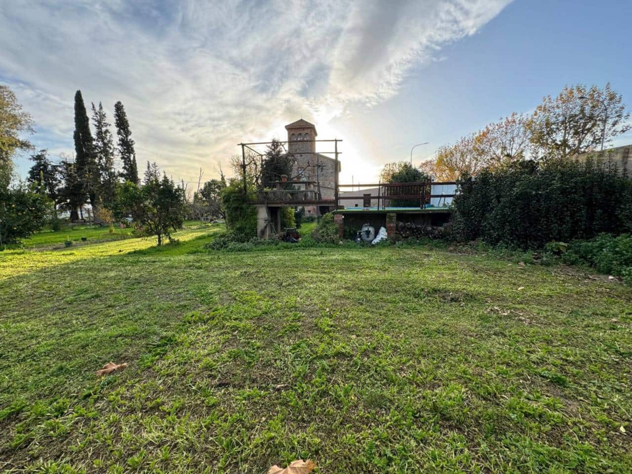 Mark till salu i Caldes de Montbui - 390 000 € (Ref: 9793070)