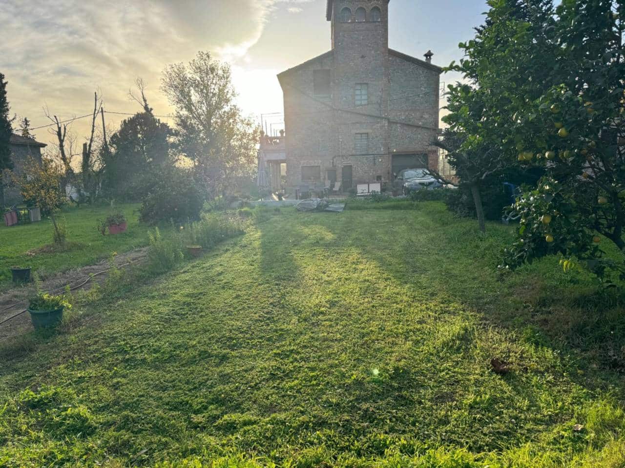 Mark till salu i Caldes de Montbui - 390 000 € (Ref: 9793070)