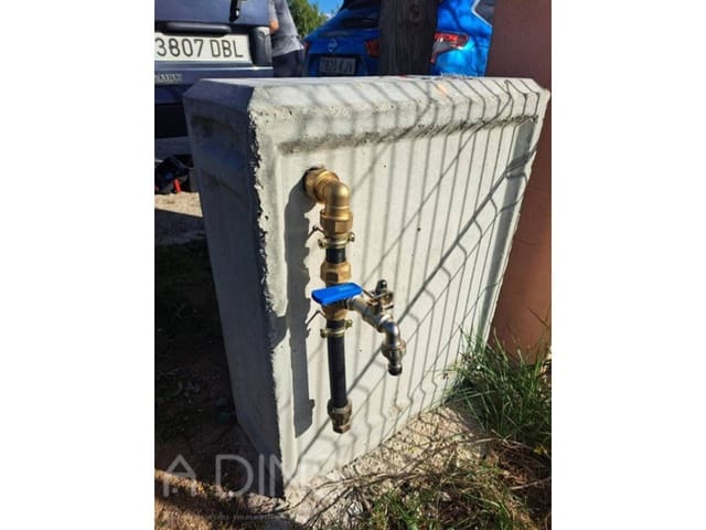 Grunde uden byggetilladelser til salg i Bigues, Bigues i Riells - € 65.000 (Ref: 9793072)