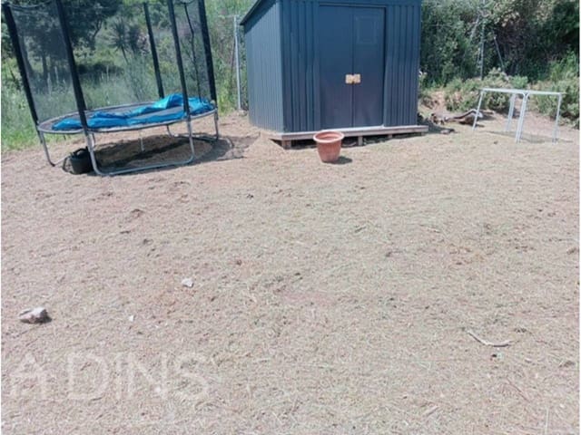 Grunde uden byggetilladelser til salg i Bigues, Bigues i Riells - € 65.000 (Ref: 9793072)