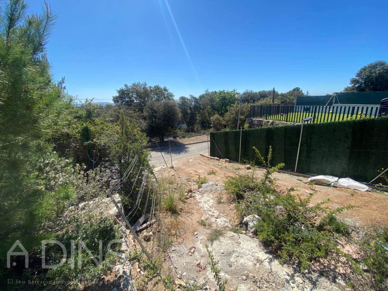 Tontti myytävänä paikassa Sentmenat - 105 000 € (Ref: 9793073)