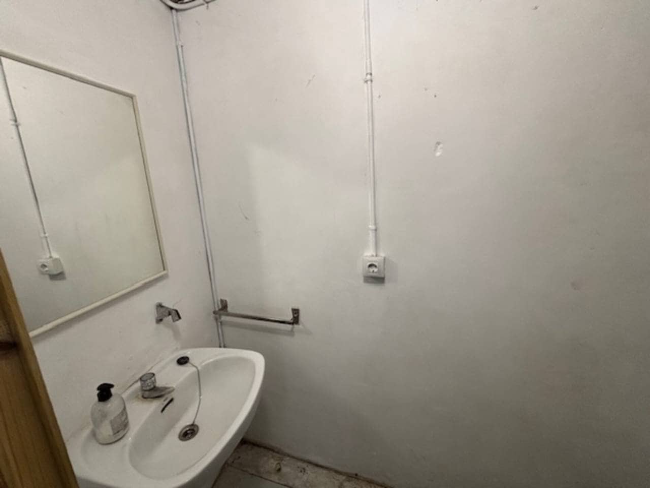 Erhverv til salg i Sant Llorenc Savall - € 125.000 (Ref: 9793082)