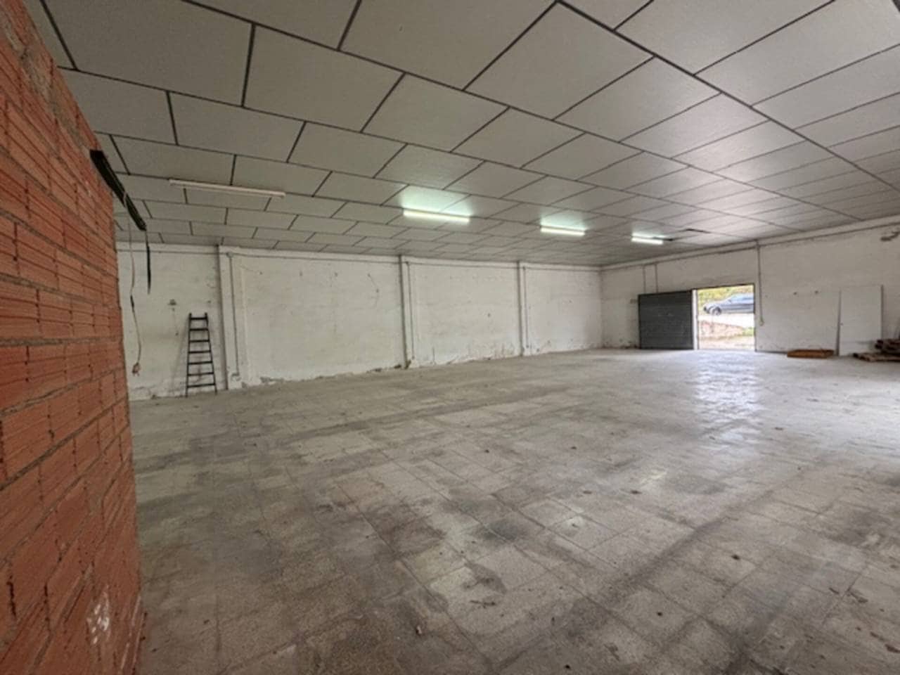 Erhverv til salg i Sant Llorenc Savall - € 125.000 (Ref: 9793082)