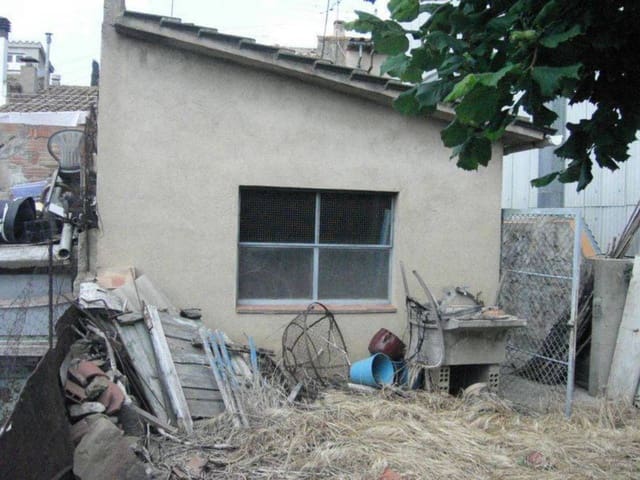 Działka budowlana na sprzedaż w Sant Feliu de Codines - 75 000 € (Ref: 9793083)