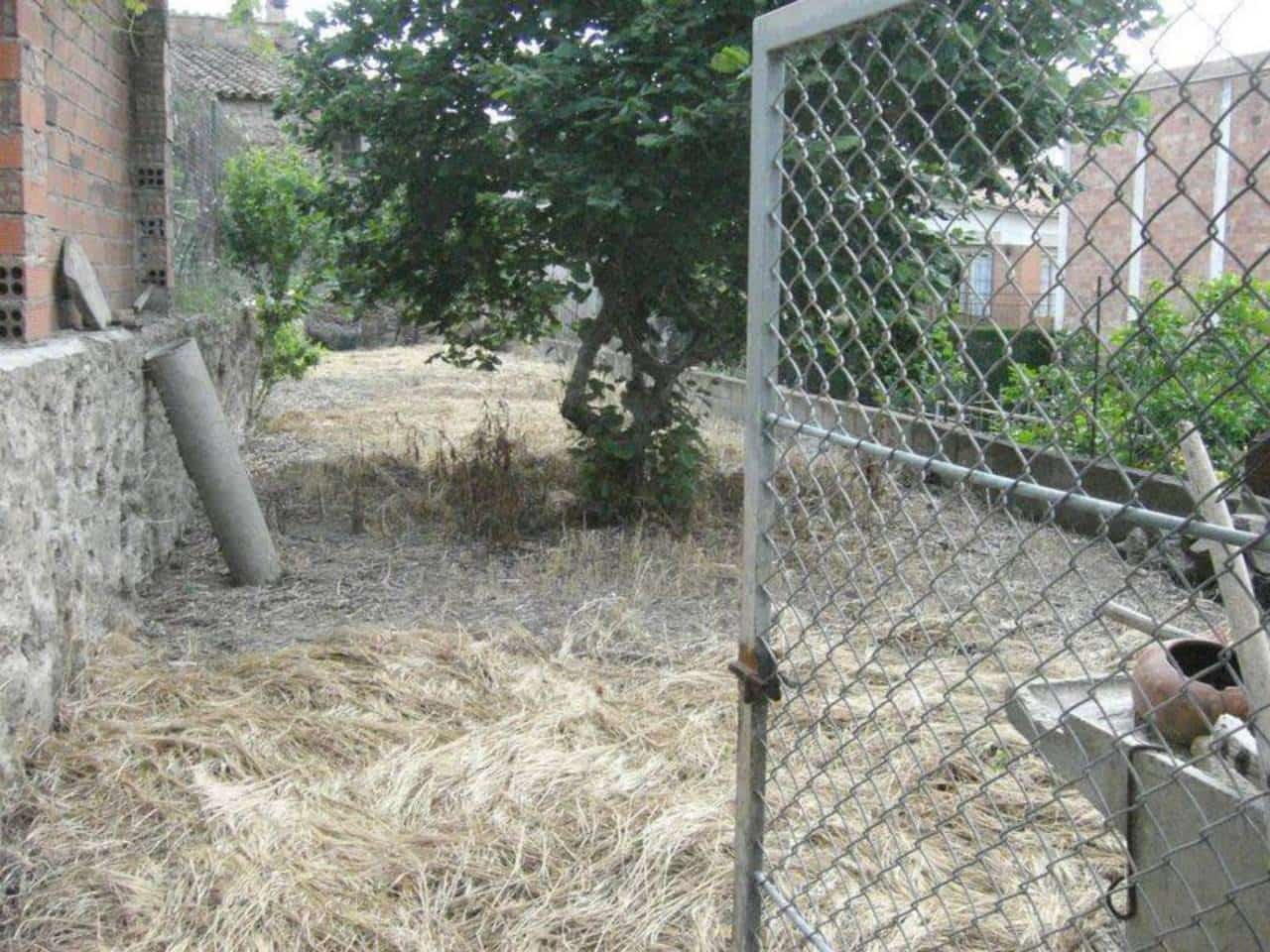 Działka budowlana na sprzedaż w Sant Feliu de Codines - 75 000 € (Ref: 9793083)