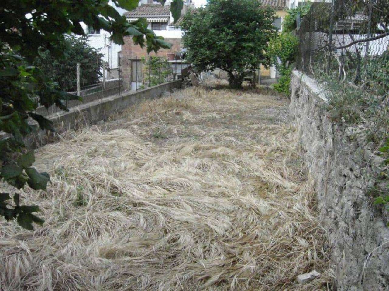 Działka budowlana na sprzedaż w Sant Feliu de Codines - 75 000 € (Ref: 9793083)