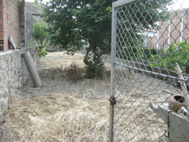 Działka budowlana na sprzedaż w Sant Feliu de Codines - 75 000 € (Ref: 9793083)