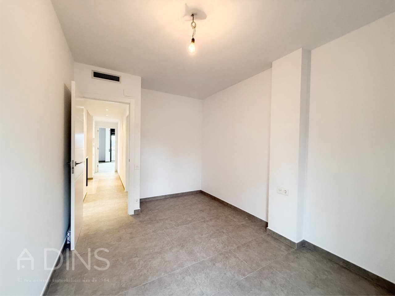 4 Zimmer Villa zu verkaufen in Bigues i Riells mit Garage - 449.500 € (Ref: 9793091)