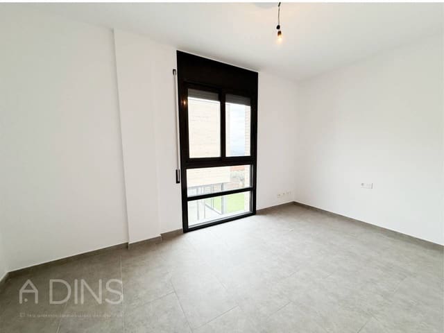 4 Zimmer Villa zu verkaufen in Bigues, Bigues i Riells mit Garage - 449.500 € (Ref: 9793091)