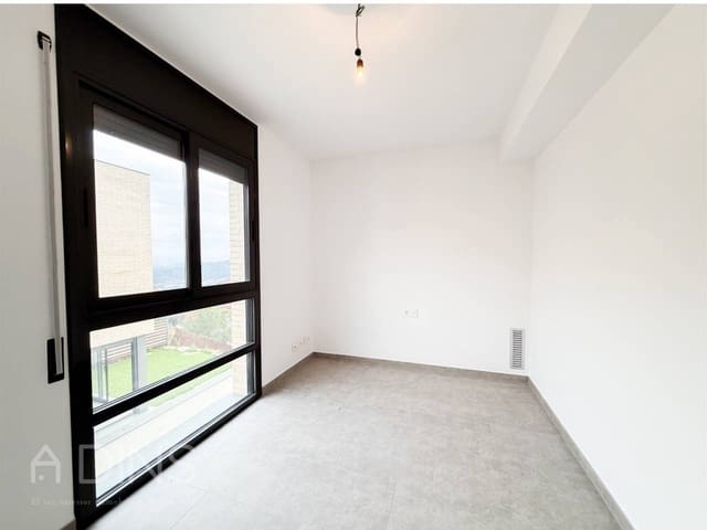 4 Zimmer Villa zu verkaufen in Bigues, Bigues i Riells mit Garage - 449.500 € (Ref: 9793091)