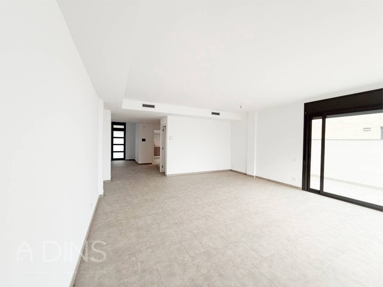 4 Zimmer Villa zu verkaufen in Bigues i Riells mit Garage - 449.500 € (Ref: 9793091)