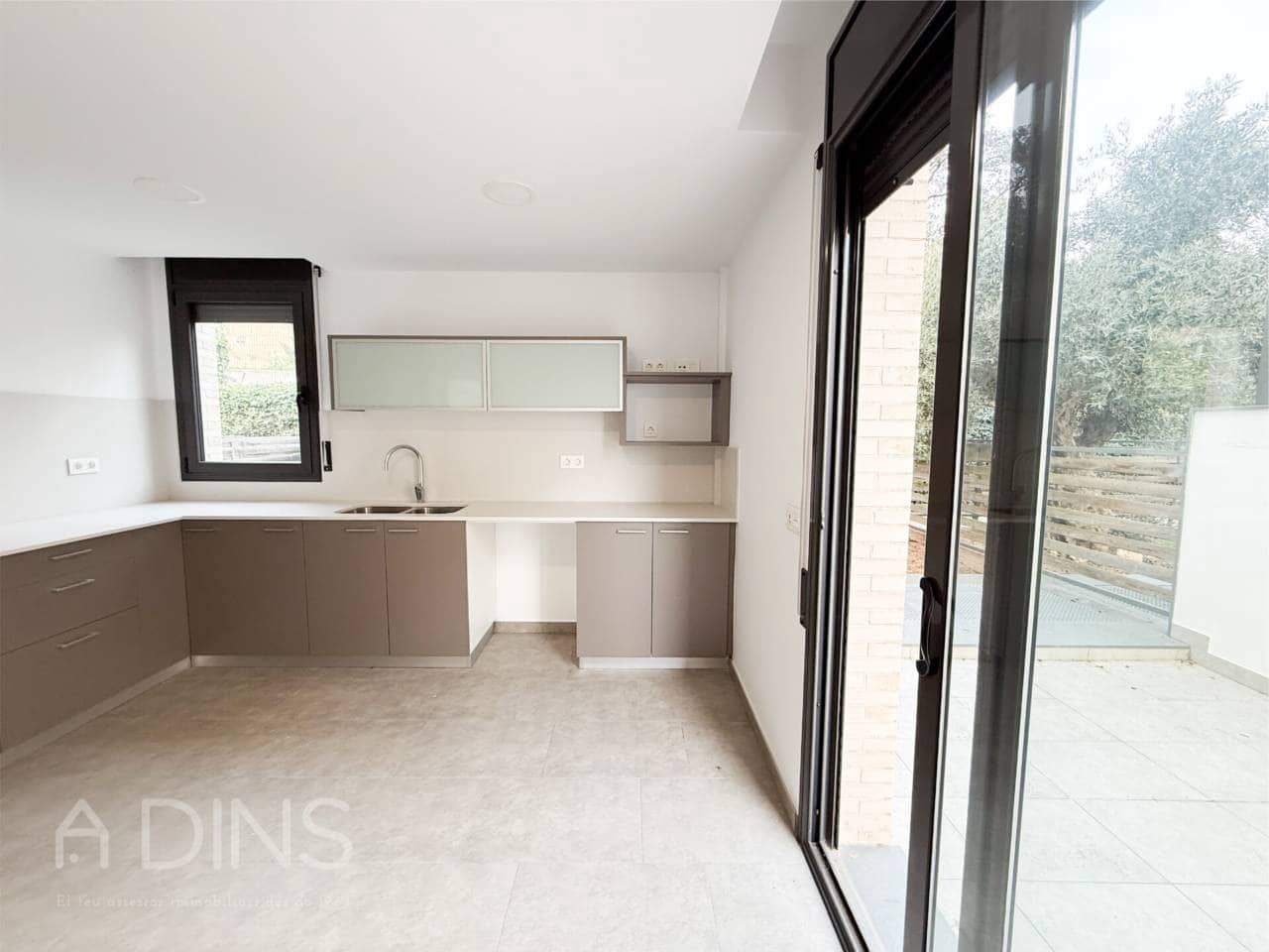 4 Zimmer Villa zu verkaufen in Bigues i Riells mit Garage - 449.500 € (Ref: 9793091)