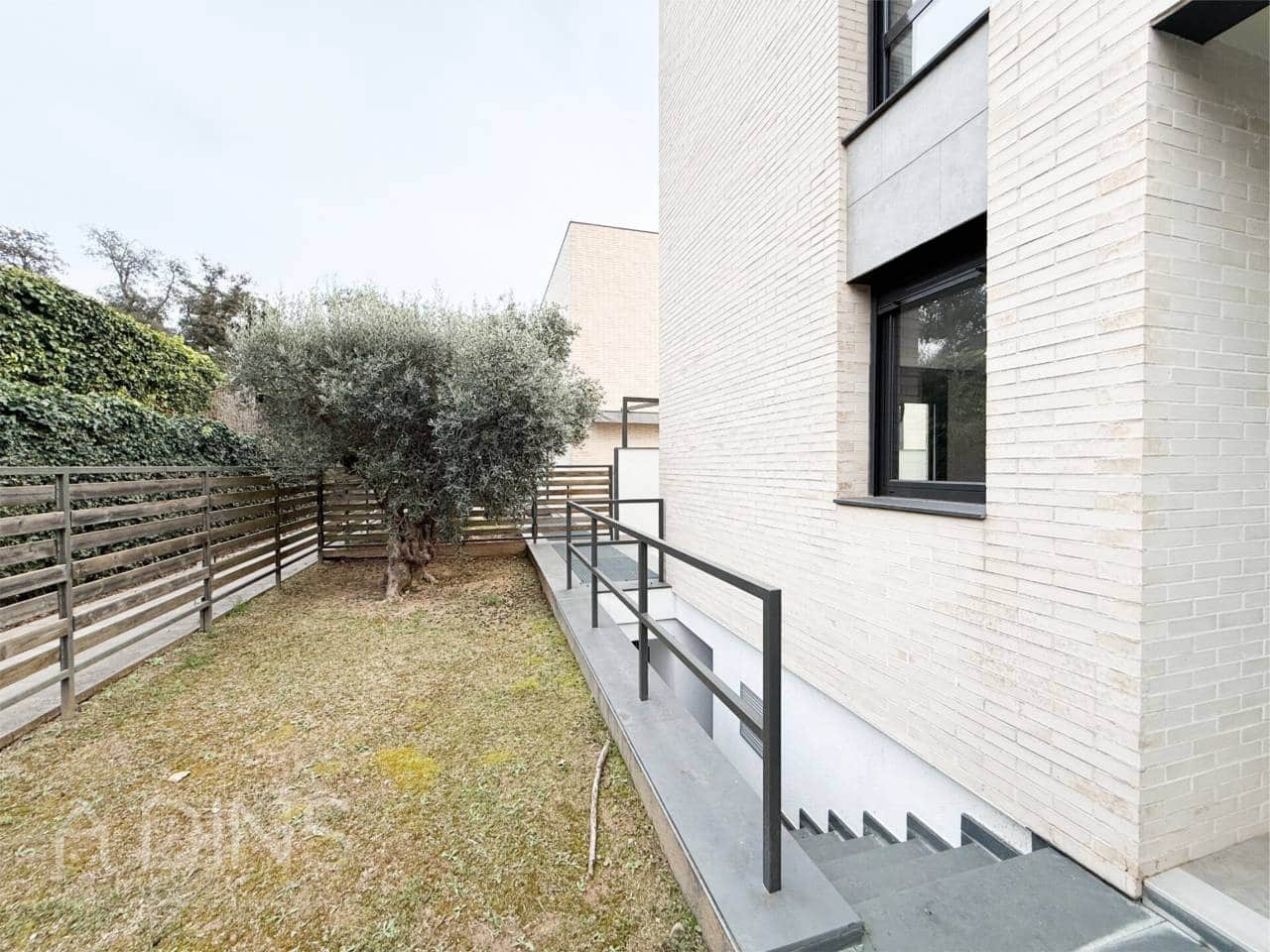 4 Zimmer Villa zu verkaufen in Bigues i Riells mit Garage - 449.500 € (Ref: 9793091)