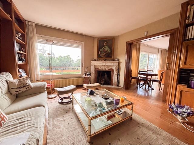 5 Zimmer Villa zu verkaufen in Sant Feliu de Codines mit Garage - 650.000 € (Ref: 9793092)