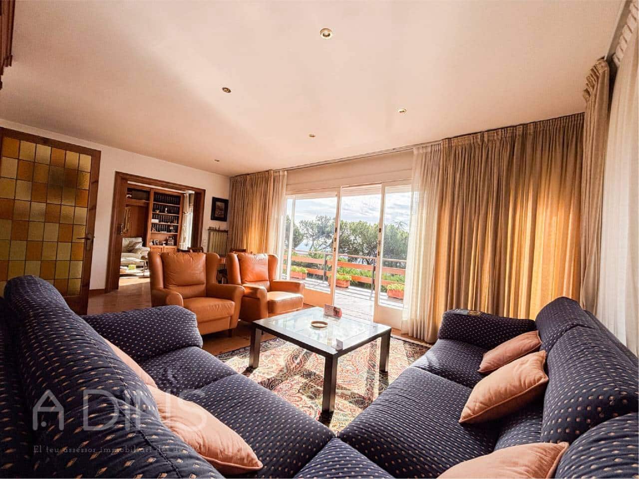 5 Zimmer Villa zu verkaufen in Sant Feliu de Codines mit Garage - 650.000 € (Ref: 9793092)