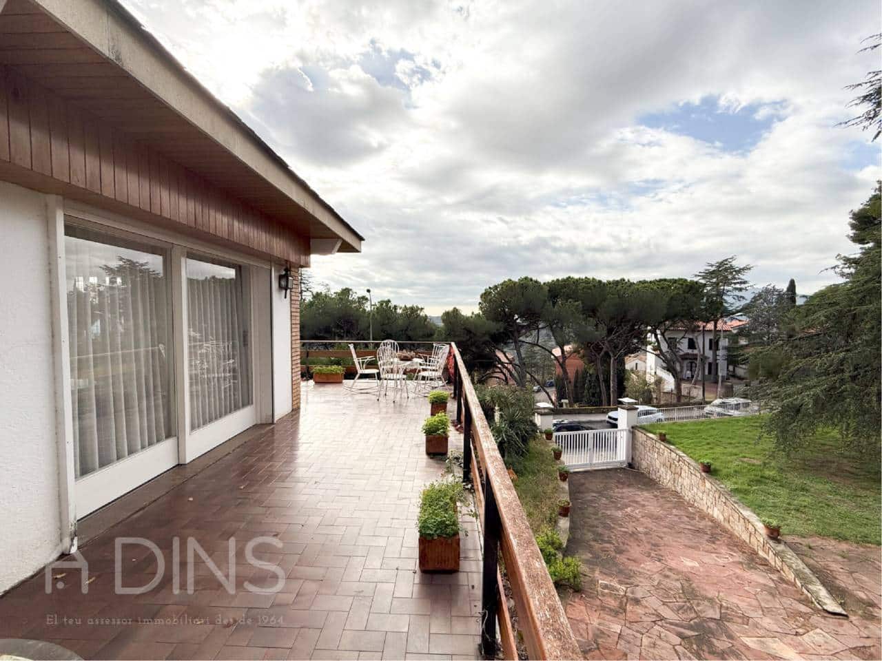 5 Zimmer Villa zu verkaufen in Sant Feliu de Codines mit Garage - 650.000 € (Ref: 9793092)