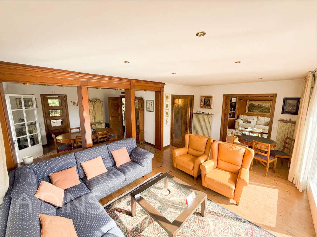 5 Zimmer Villa zu verkaufen in Sant Feliu de Codines mit Garage - 650.000 € (Ref: 9793092)