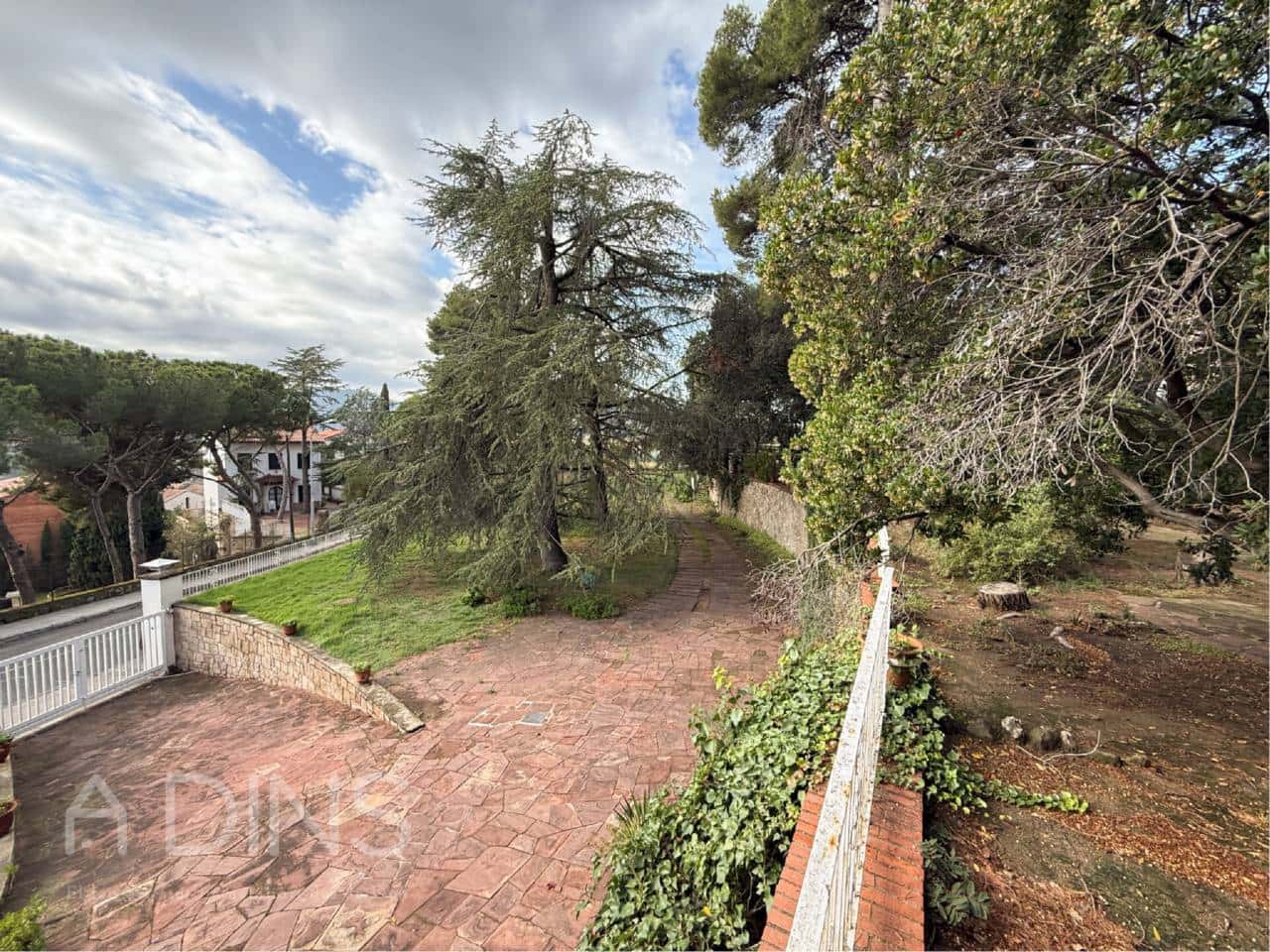 5 Zimmer Villa zu verkaufen in Sant Feliu de Codines mit Garage - 650.000 € (Ref: 9793092)