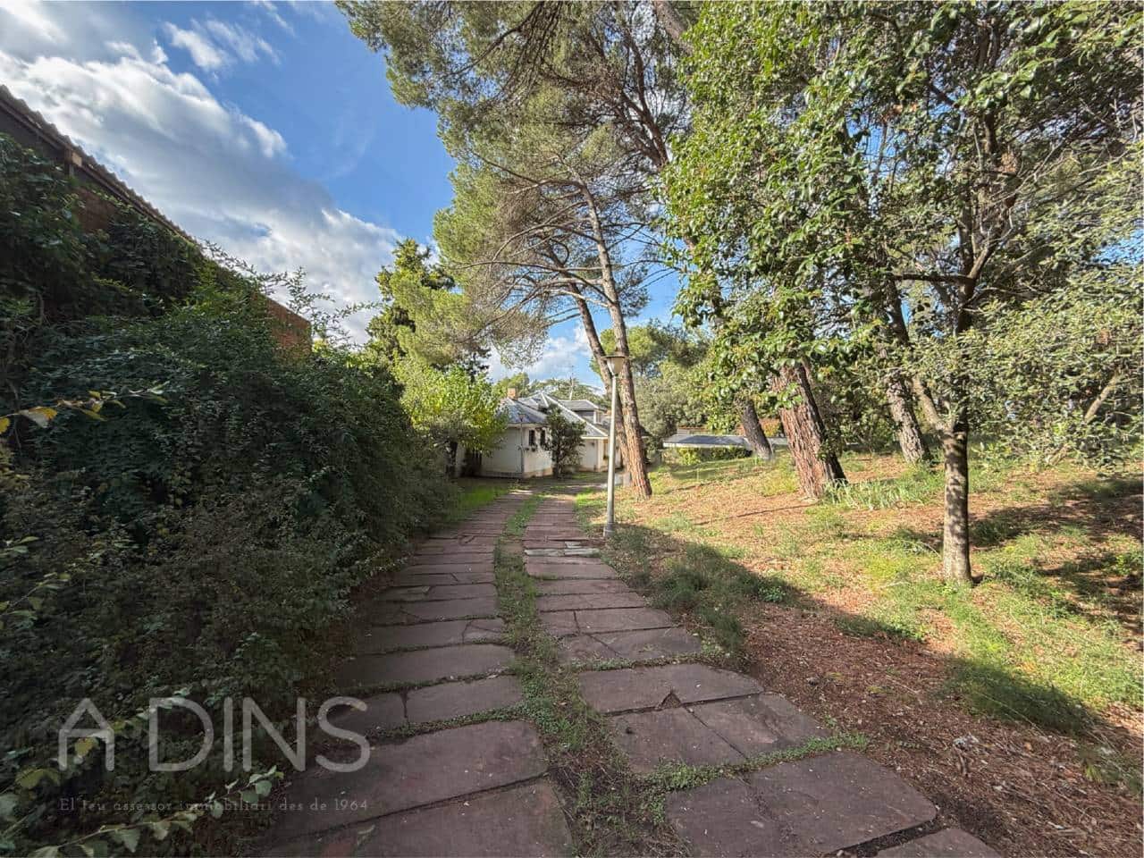 5 Zimmer Villa zu verkaufen in Sant Feliu de Codines mit Garage - 650.000 € (Ref: 9793092)