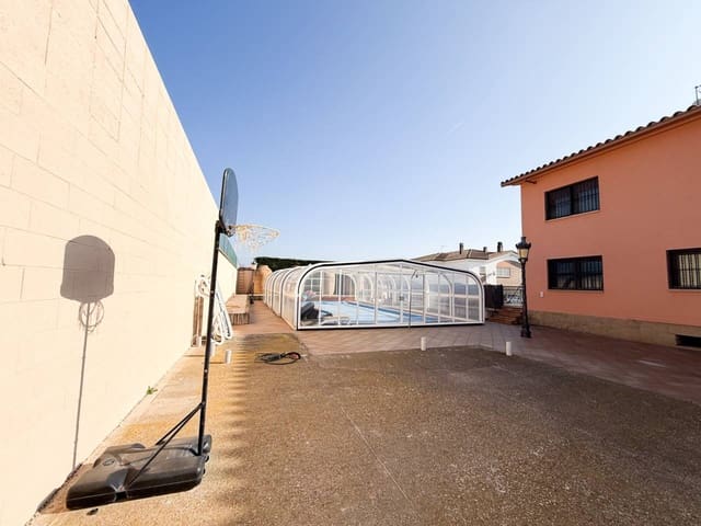 10 slaapkamer Finca/Landhuis te koop in Caldes de Montbui met zwembad garage - € 1.350.000 (Ref: 9793093)