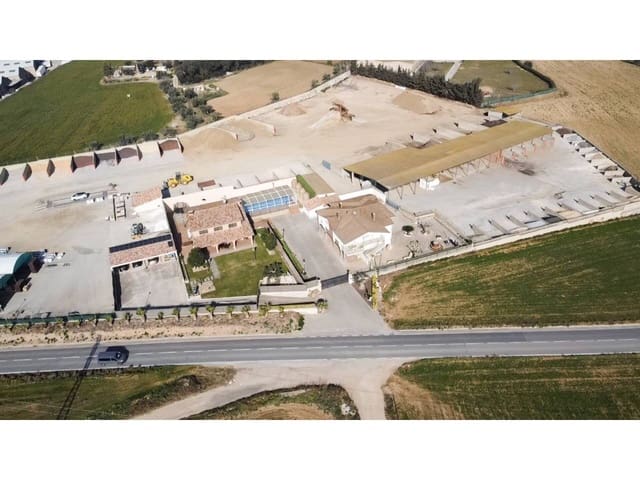 10 slaapkamer Finca/Landhuis te koop in Caldes de Montbui met zwembad garage - € 1.350.000 (Ref: 9793093)