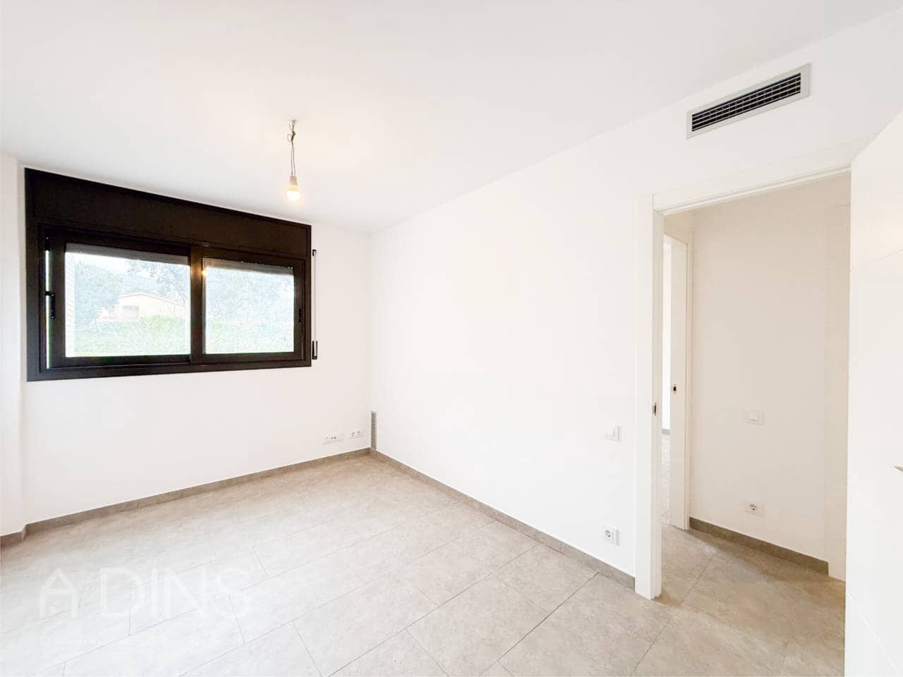 4 Zimmer Villa zu verkaufen in Bigues i Riells mit Garage - 399.500 € (Ref: 9793094)