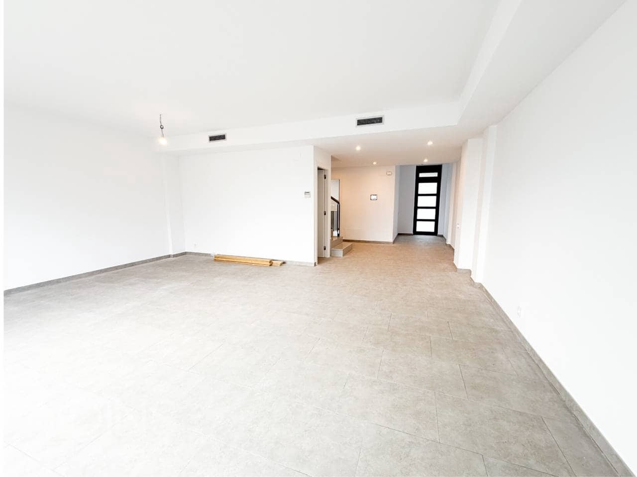 4 Zimmer Villa zu verkaufen in Bigues i Riells mit Garage - 399.500 € (Ref: 9793094)