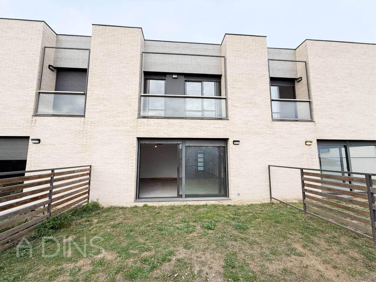 4 Zimmer Villa zu verkaufen in Bigues i Riells mit Garage - 399.500 € (Ref: 9793094)