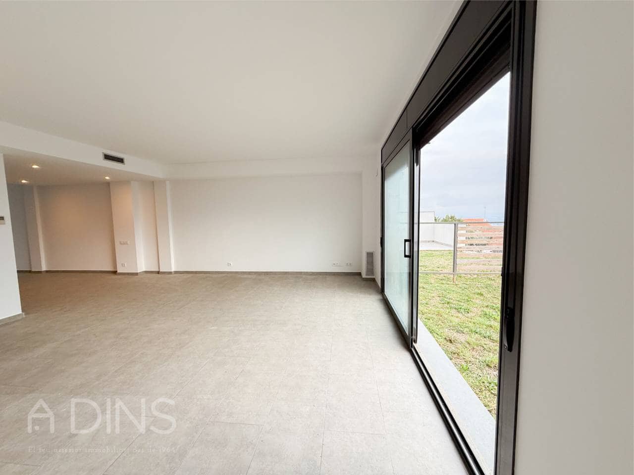 4 Zimmer Villa zu verkaufen in Bigues i Riells mit Garage - 399.500 € (Ref: 9793094)