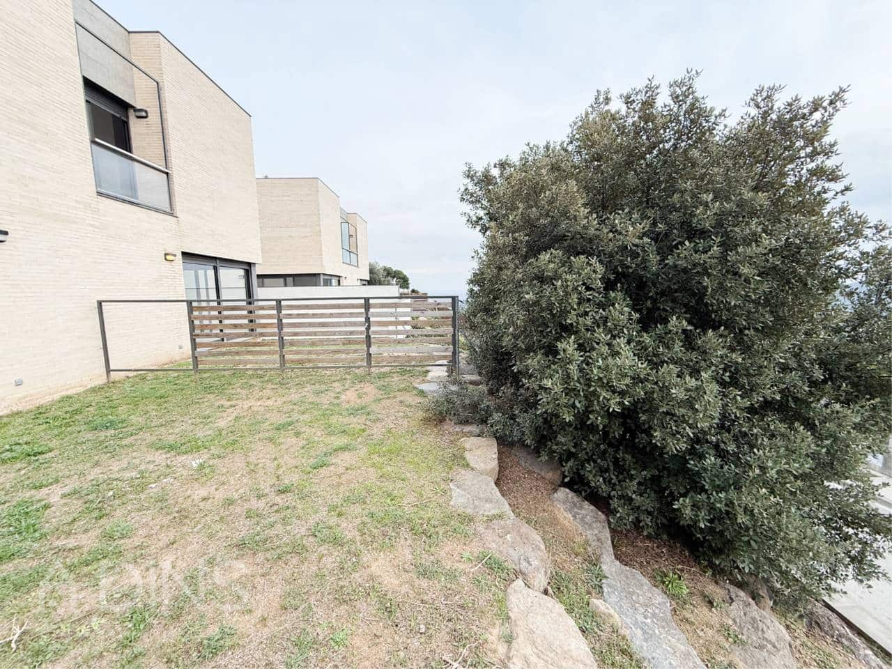 4 Zimmer Villa zu verkaufen in Bigues i Riells mit Garage - 399.500 € (Ref: 9793094)