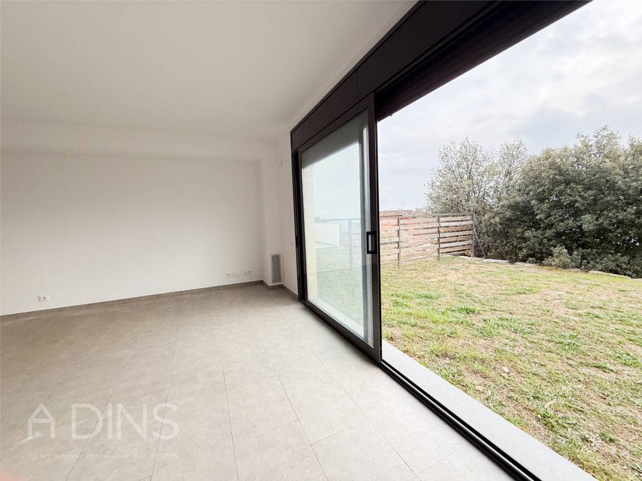 4 Zimmer Villa zu verkaufen in Bigues i Riells mit Garage - 399.500 € (Ref: 9793094)