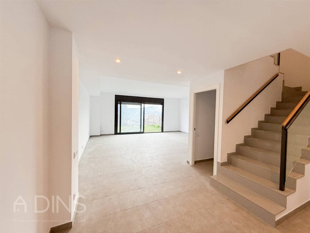 4 Zimmer Villa zu verkaufen in Bigues i Riells mit Garage - 399.500 € (Ref: 9793094)