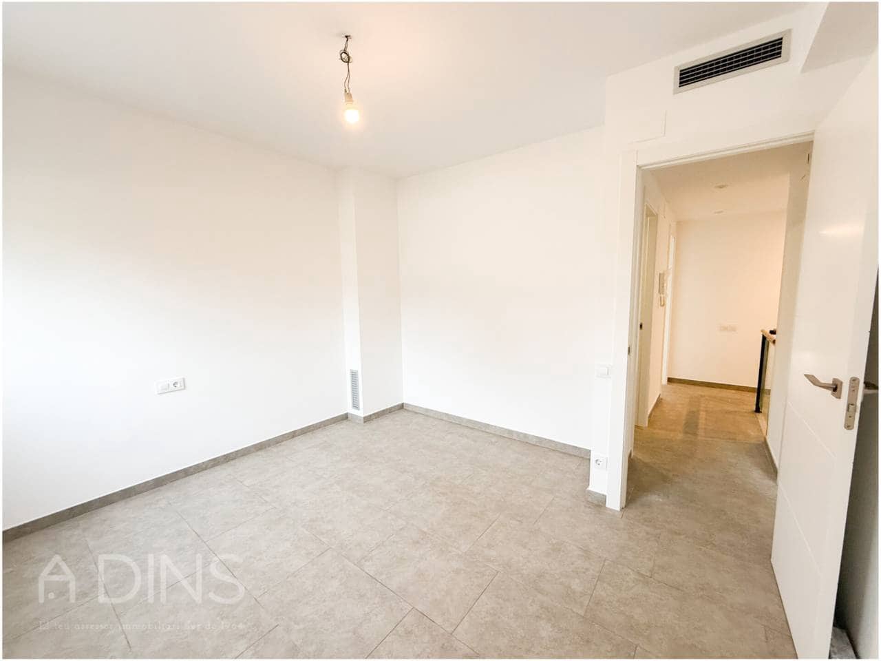 4 Zimmer Villa zu verkaufen in Bigues i Riells mit Garage - 399.500 € (Ref: 9793094)