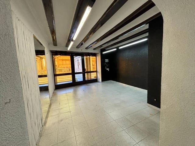 Kommersiell til leie i Sant Feliu de Codines - € 600 (Ref: 9793097)