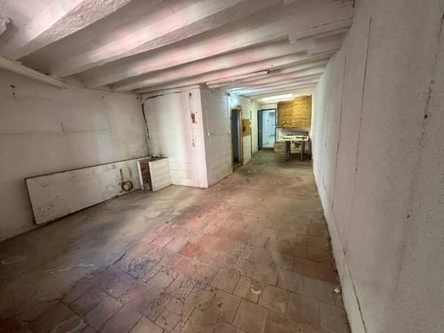 Kommersiell til leie i Sant Feliu de Codines - € 600 (Ref: 9793097)