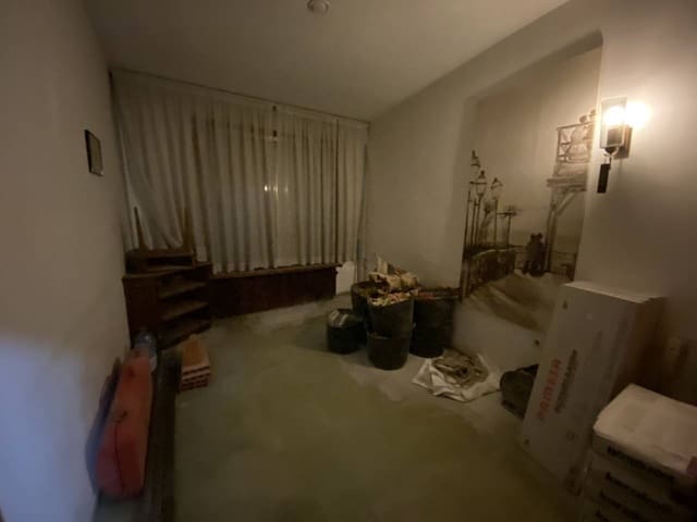 Kommersiell til leie i Sant Feliu de Codines - € 1 000 (Ref: 9793099)