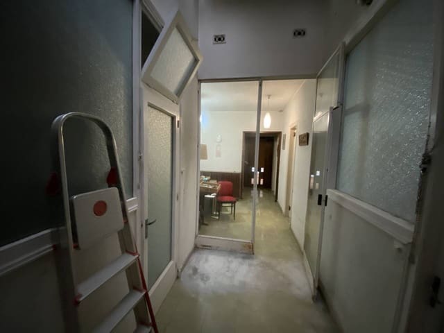 Kommersiell til leie i Sant Feliu de Codines - € 1 000 (Ref: 9793099)